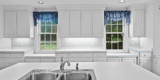 Classic 4BR Cape in Old Irving Park! Gallery 12