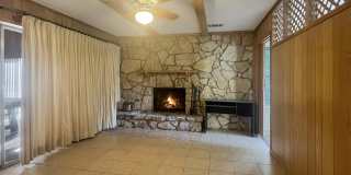 2604 Northeast Garden Lane Gallery 25