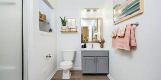 Warner West Apartments Gallery 9