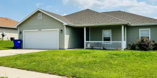 Spring Valley Location! Beautiful Single-Family Home Gallery 1