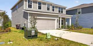 Panther Creek Family Home Gallery 5