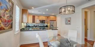 306 E Mallory Circle Gallery 12