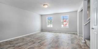 5631 Downing Street Gallery 8