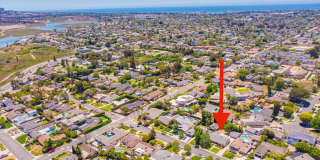 Private Newport Beach Cul-de-Sac Home Gallery 40