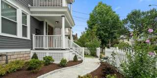 Beautifully Furnished 2 Bedroom Apartment Gallery 24