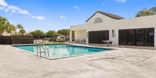 215 Lake Pointe Drive #105 - 105 Gallery 1