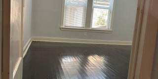 Charming 2BR House in San Antonio Gallery 12