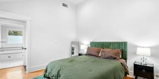 1206 W 22 1/2 St Gallery 17