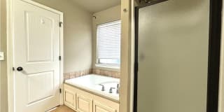 Craftsman style 3 bedroom 2 bath Home - Avail NOW! Gallery 16