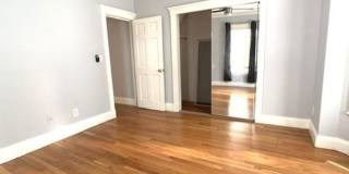 323 Bainbridge St Gallery 7