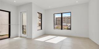 8037 NW 42nd St Gallery 9