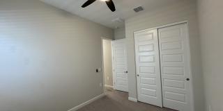 10319 W Harmony Ln Gallery 36