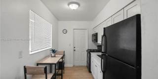 717 SW 13th Ave Gallery 2