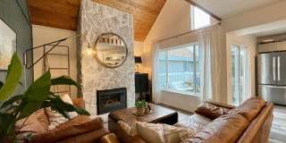 Spacious 2bed/2bath Condo in Aurora Gallery 1