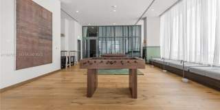 11 NE 6th St Gallery 24