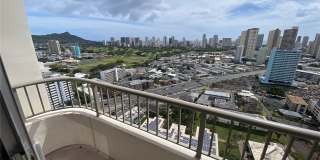 2825 S King Street Gallery 9