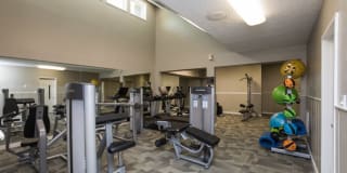Lakecrest Apartments Gallery 30
