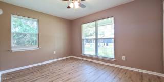 230 Saratoga Drive Gallery 11