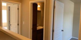 BEAUTIFUL 2 BEDROOM TOWNHOME IN SOUTH SALEM HILLS! Gallery 6