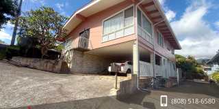 *PLEASE VIEW FULL AD FOR DETAILS* FANTASTIC! 3 Bed / 3 Bath / 4 Parking Manoa Home – Noelani School District! | CLOSE TO UH MANOA Gallery 1