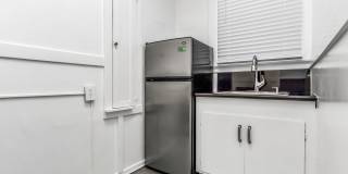 825 Pine Street Gallery 3