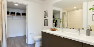 Fourth Street East Gallery 16