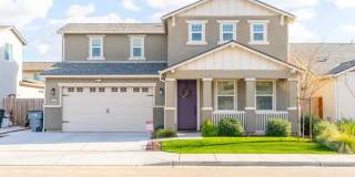 Beautiful 4-Bedroom Home in Clovis Unified School District Beautiful 4-Bedroom Home in Clovis Unified School District Gallery 1