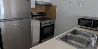 2701 Riverside Dr Gallery 1