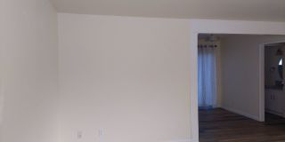 2 Bedroom duplex with one car garage 2 Bedroom duplex with one car garage Gallery 8