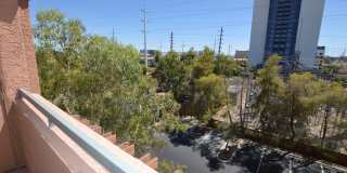 Meridian - Top-Floor 1 Bedroom | 1 Bath with City Views Gallery 16