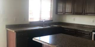 Beautiful 5 Bedroom 3 Bath in Surprise asking $2500.00 Gallery 17