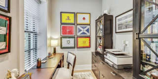 2511 N Francisco Avenue Gallery 9