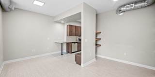 The Maxwell Downtown Des Moines Gallery 82