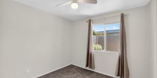 Modern Updated Tempe Townhome Near ASU & Downtown with Resort-Style Amenities Gallery 26