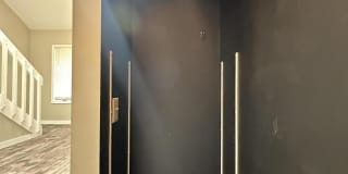 212 Holly Lane Gallery 33