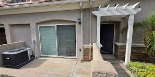 Stylish 3 Bedroom Townhome in Prime Huntington Beach Location Gallery 3
