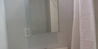 37 6Th St Gallery 22