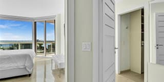 16500 Collins Ave Gallery 64