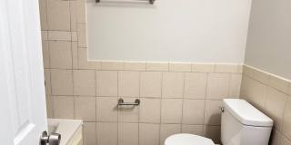 1246 QUEEN Street NE unit: 2 Gallery 12