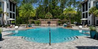 Cue Luxury Apartments Gallery 1