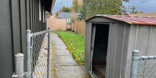 Beautiful 3 bedroom 2 bath house in Eugene! Gallery 41
