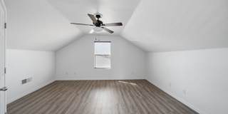 Pet Friendly 4 Bedroom Home! Gallery 26