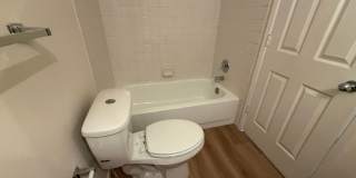 Hard to Find 4 Bedroom Single Story Gallery 31