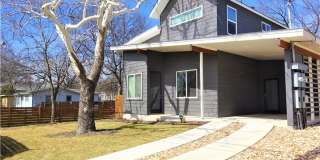 Beautiful 3 bedroom home in North Austin Gallery 1