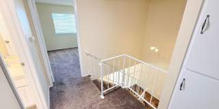 Spacious 3-Bedroom Condo in the Indian Canyon Gardens Community Gallery 13