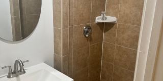 Great 2 bedroom Available 6/1 Gallery 19