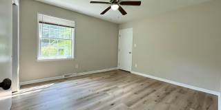 Beautiful 2 Bedroom Condo/Duplex in Charlotte Gallery 13