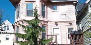 414 Cherry - AVAILABLE 6/1/27 - Great Value Near Neighborhood Park Gallery 1