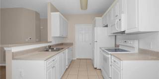 3BD 2Bath Condo Gallery 18