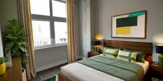 3833 N Broadway Gallery 38